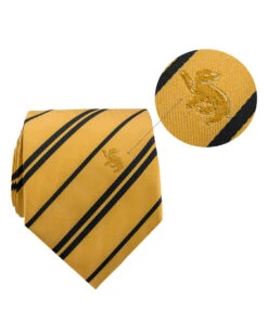 Harry Potter Hufflepuff Krawatte Mit Pin -Spooky Fun Günstiges Geschäft harry potter hufflepuff krawatte mit pin hufflepuff schuluniform harry potter fanartikel 29529 03