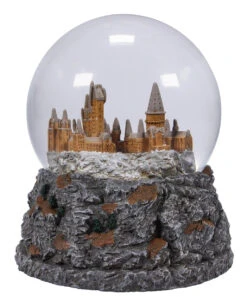 Harry Potter Hogwarts "Schneekugel" 6 Harry Potter Hogwarts "Schneekugel" -Spooky Fun Günstiges Geschäft harry potter schneekugel hogwarts snowglobe harry potter merchandise und wohnaccessoire 52216 4