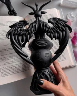 KILLSTAR Baphomet Statuette -Spooky Fun Günstiges Geschäft killstar baphomet resin statuette killstar dekoration gothic figur gothic dekoration gothic accessoires und geschenkartikel 54025 1