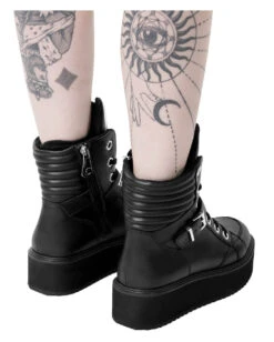 KILLSTAR Keiko Kitty High Top Sneaker 8 KILLSTAR Keiko Kitty High Top Sneaker -Spooky Fun Günstiges Geschäft killstar keiko kitty high top sneaker gothic fashion und accessoires online kaufen 51605 4