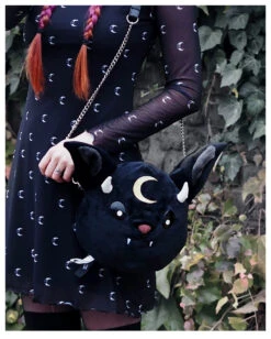 KILLSTAR Kreeptures Vampir Handtasche 9 KILLSTAR Kreeptures Vampir Handtasche -Spooky Fun Günstiges Geschäft killstar kreeptures vampir handtasche vampir handbag killstar killstar handtaschen und gothic fashion 50778 1