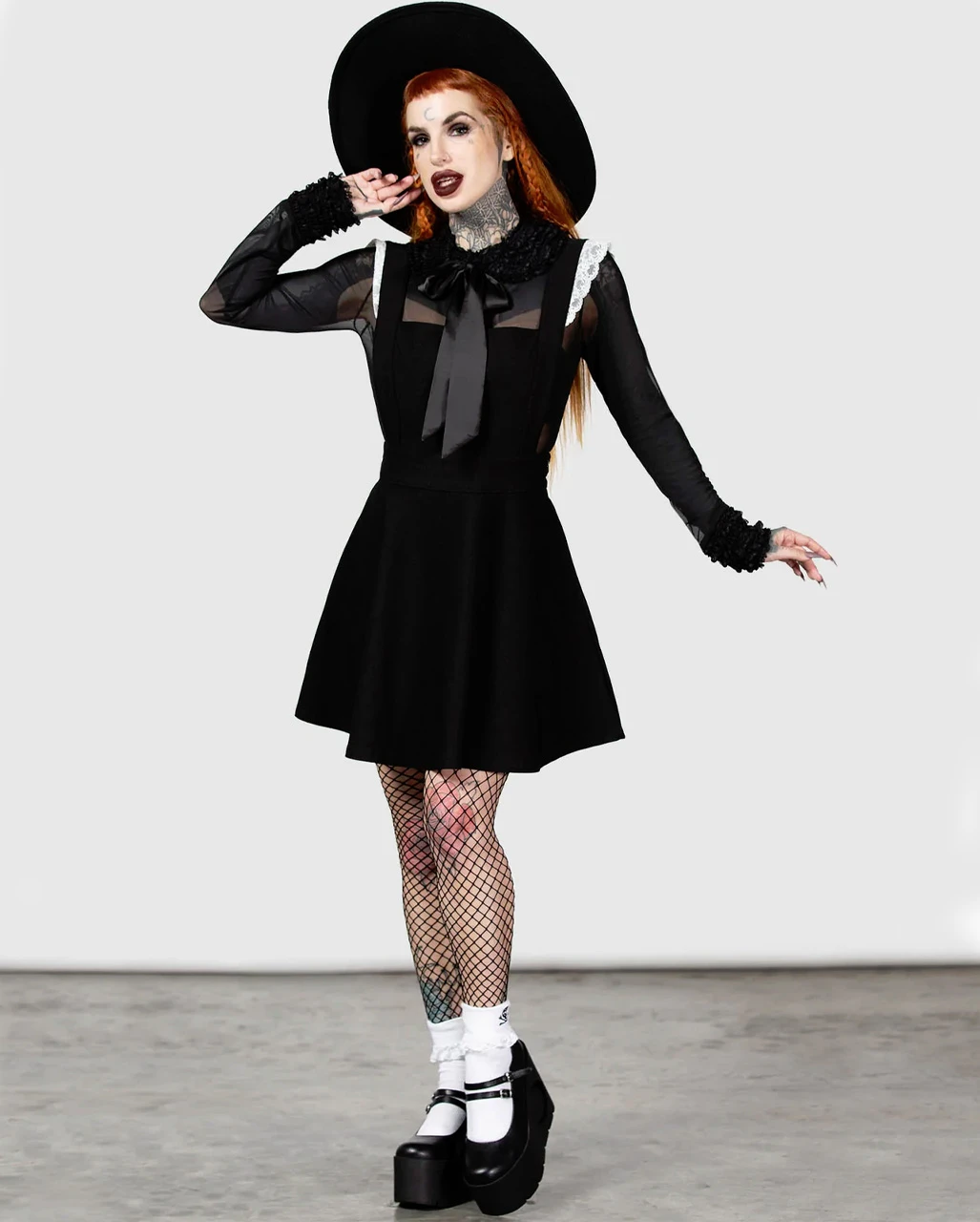 KILLSTAR Oriel Latzkleid 1 KILLSTAR Oriel Latzkleid